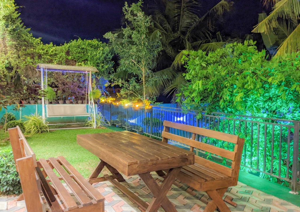 Yala Golden Wild Acomodação com café da manhã Tissamaharama Exterior foto